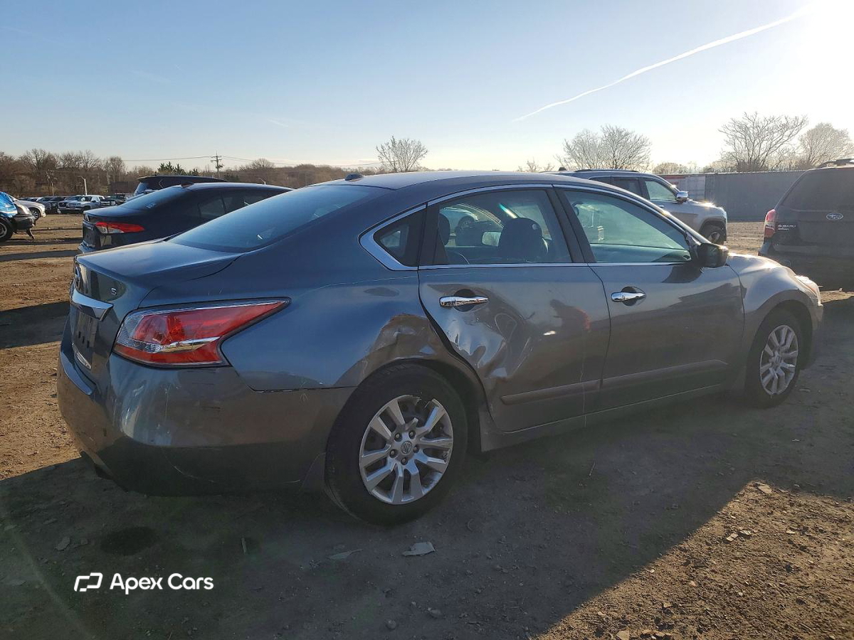 Nissan Altima 2015