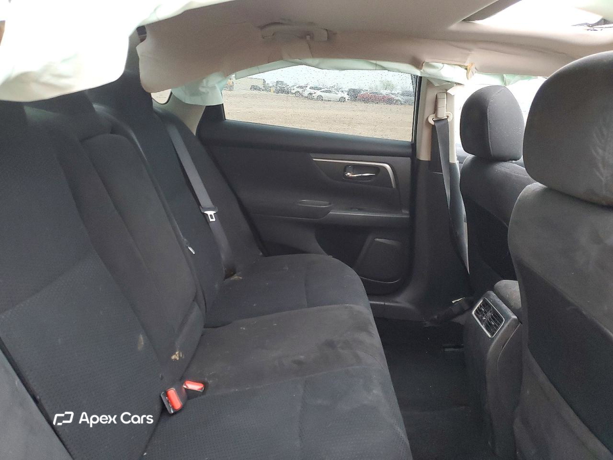 Nissan Altima 2015
