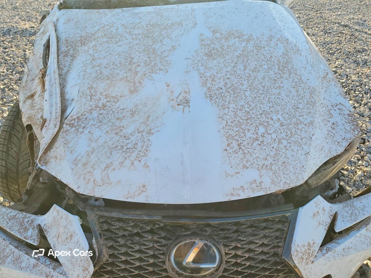Lexus IS 2018