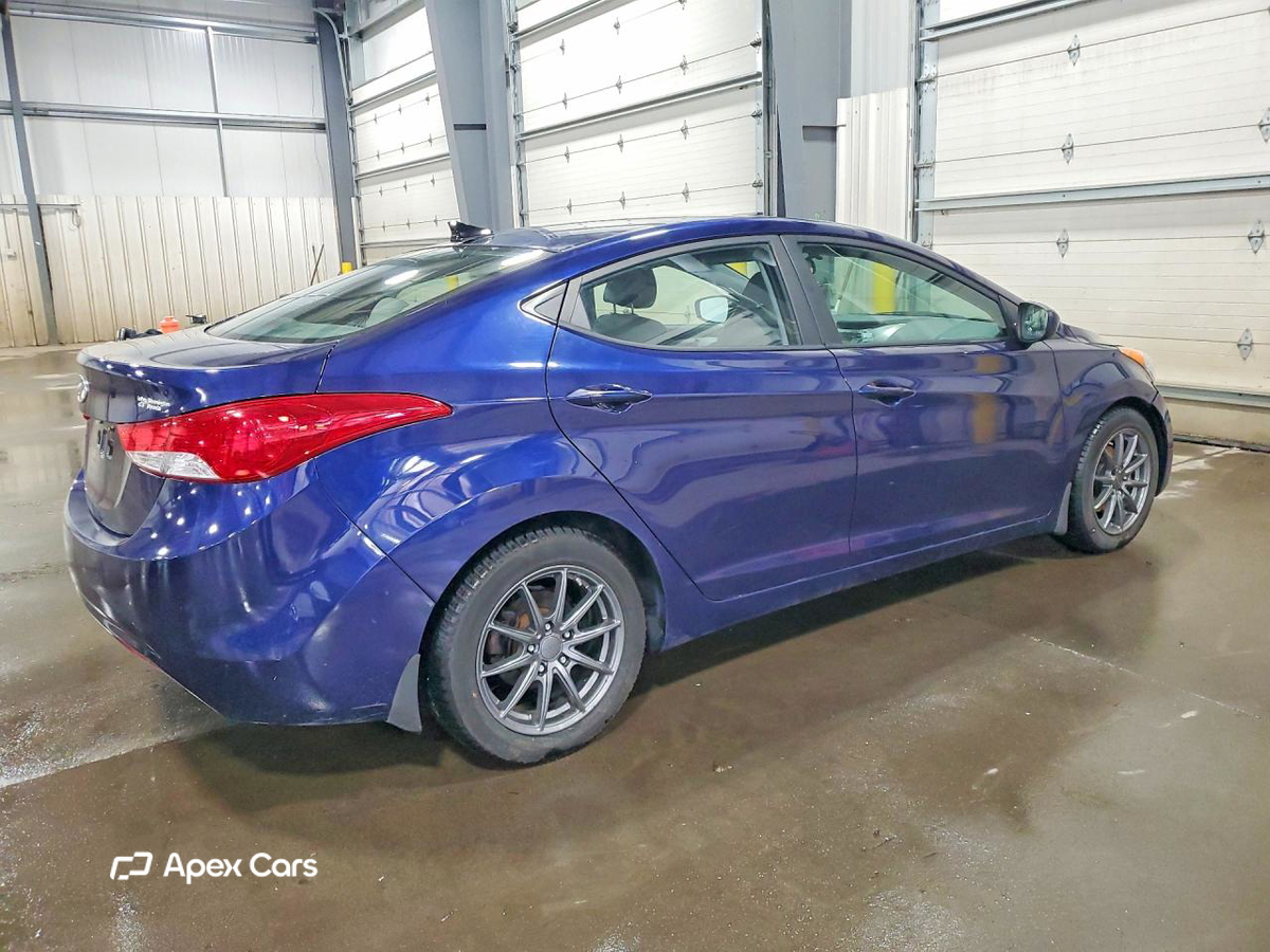 Hyundai Elantra 2013