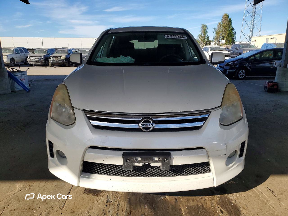 Nissan Rogue 2011