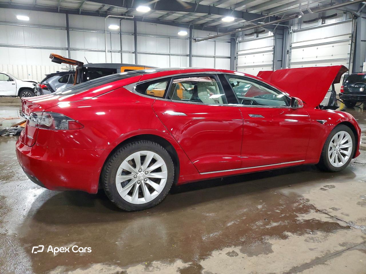 Tesla Model S 2018