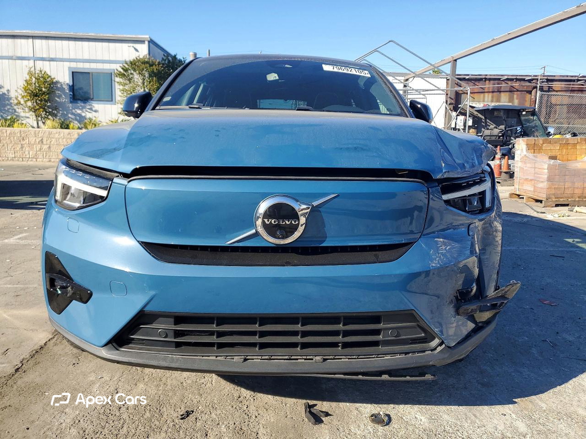 Volvo C40 2022