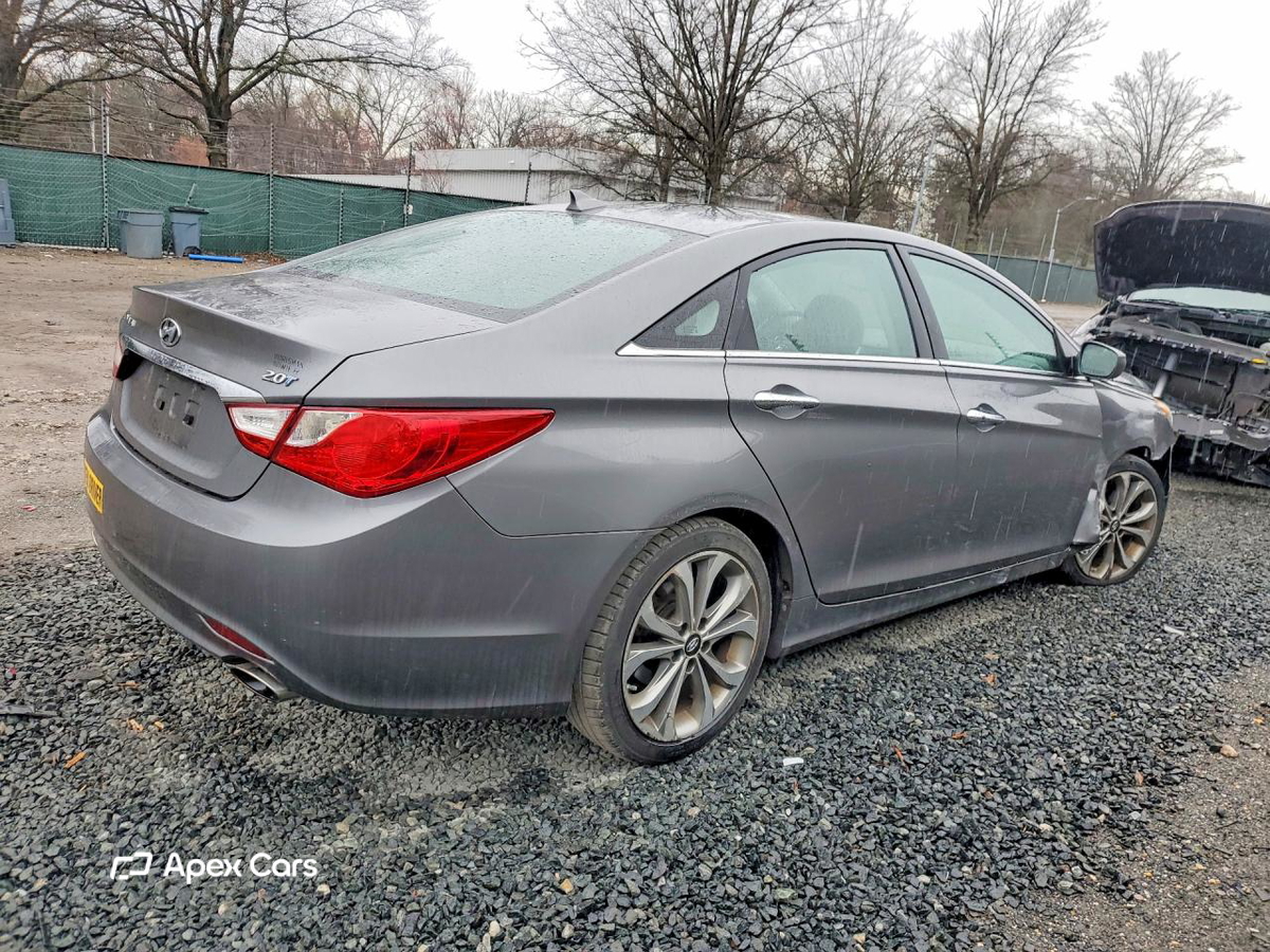 Hyundai Sonata 2013