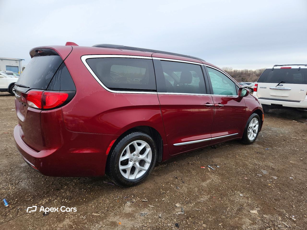 Chrysler Pacifica 2017