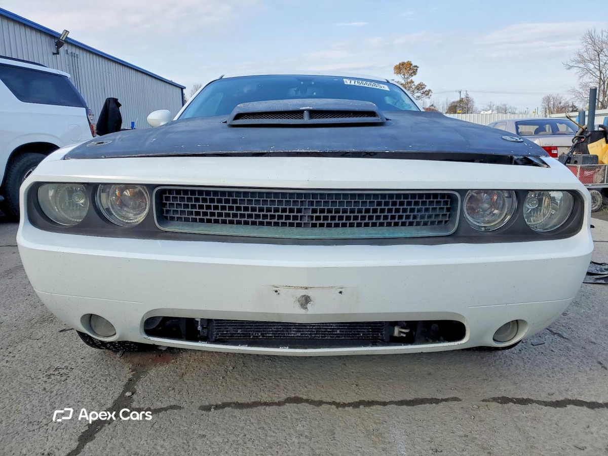 Dodge Challenger 2013
