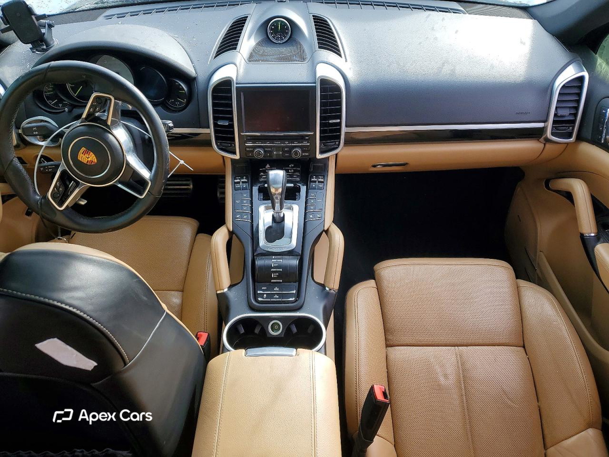 Porsche Cayenne 2016