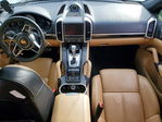 Porsche Cayenne 2016
