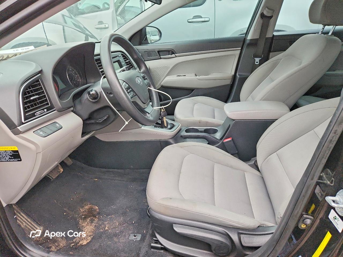 Hyundai Elantra 2017