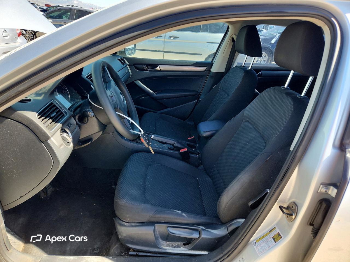 Volkswagen Passat 2013