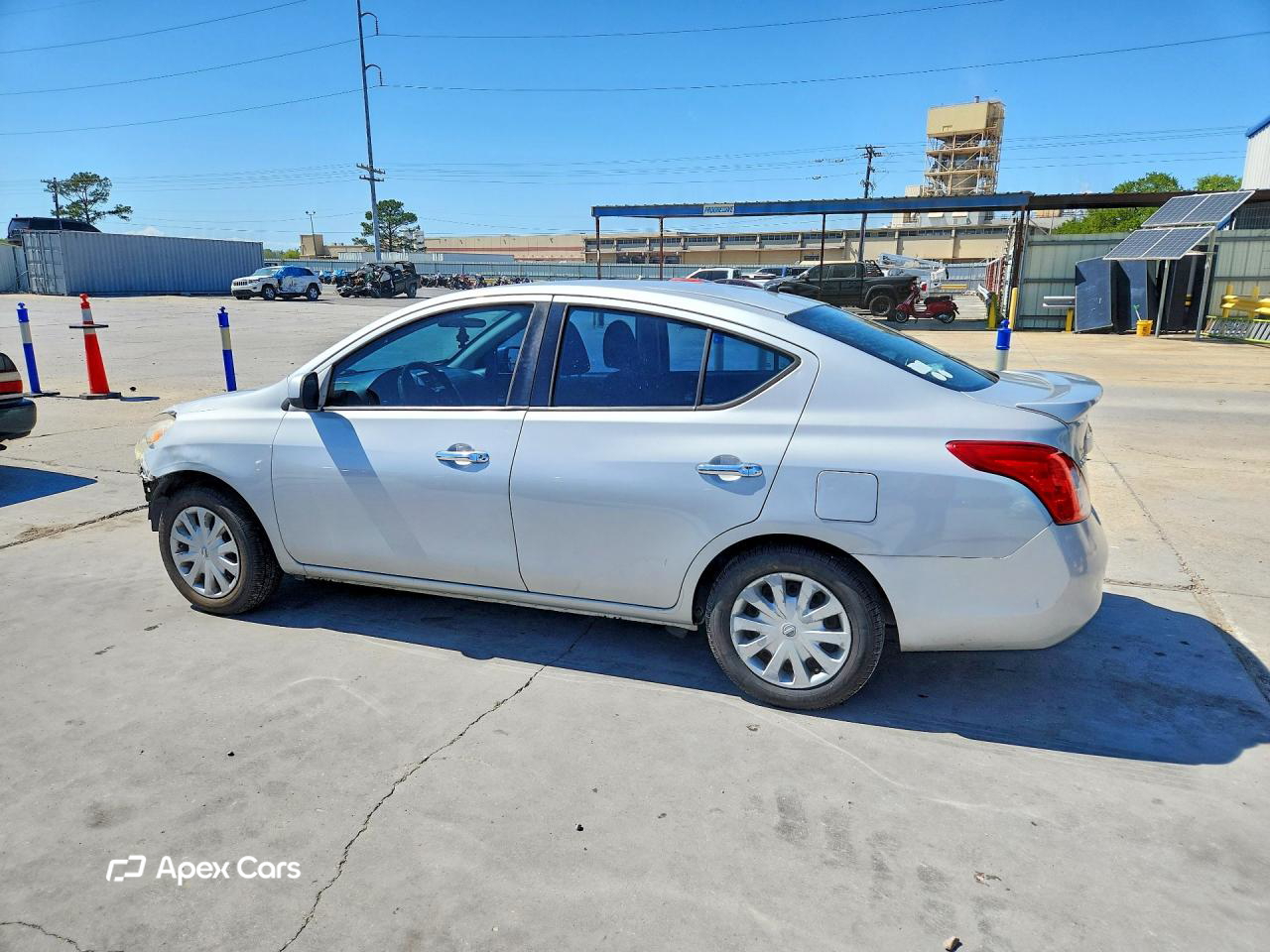 Nissan Versa 2014