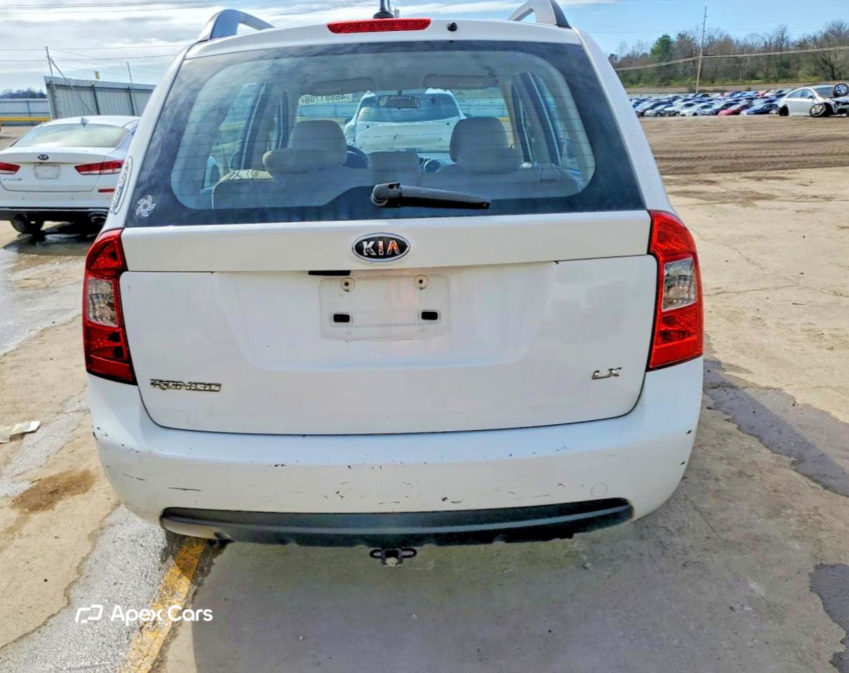 Kia Rondo 2009