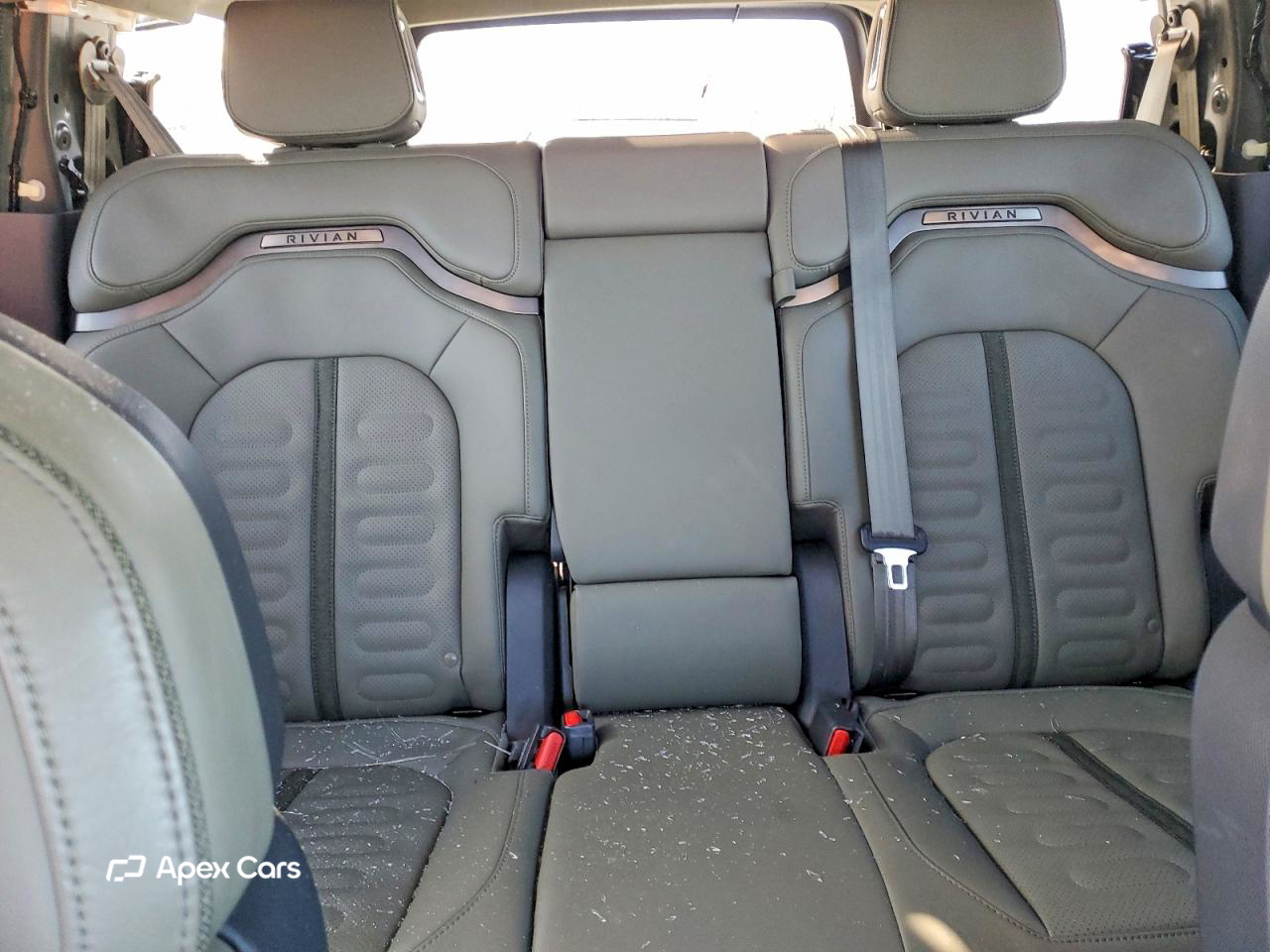 Rivian R1S 2023