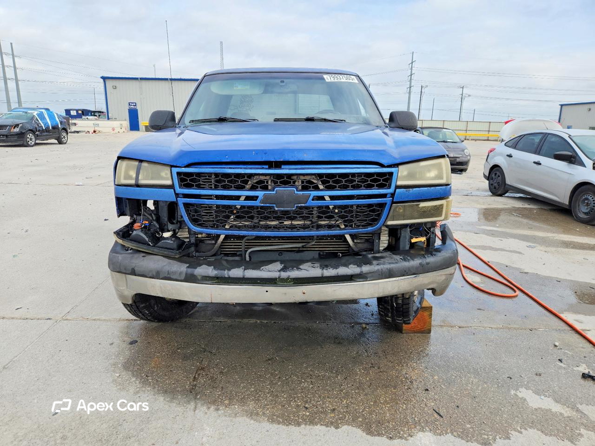 Chevrolet Silverado 2003