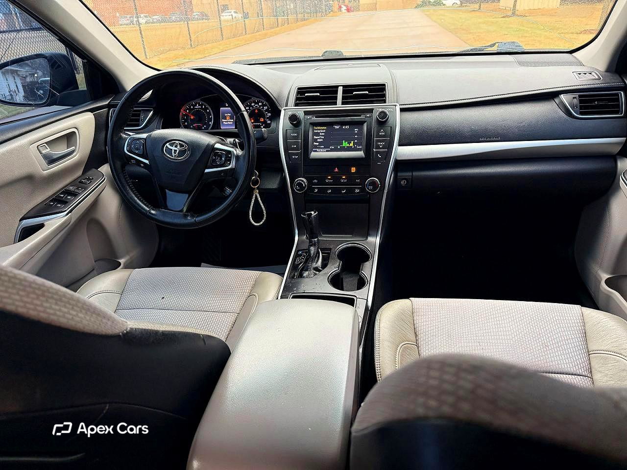 Toyota Camry 2016