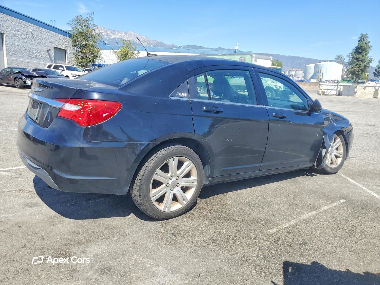 Chrysler 200 2013