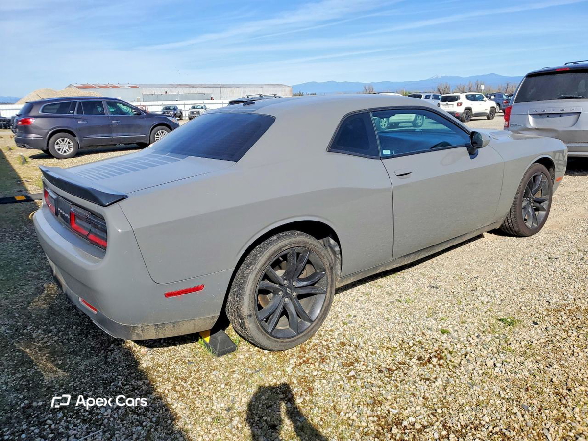 Dodge Challenger 2017
