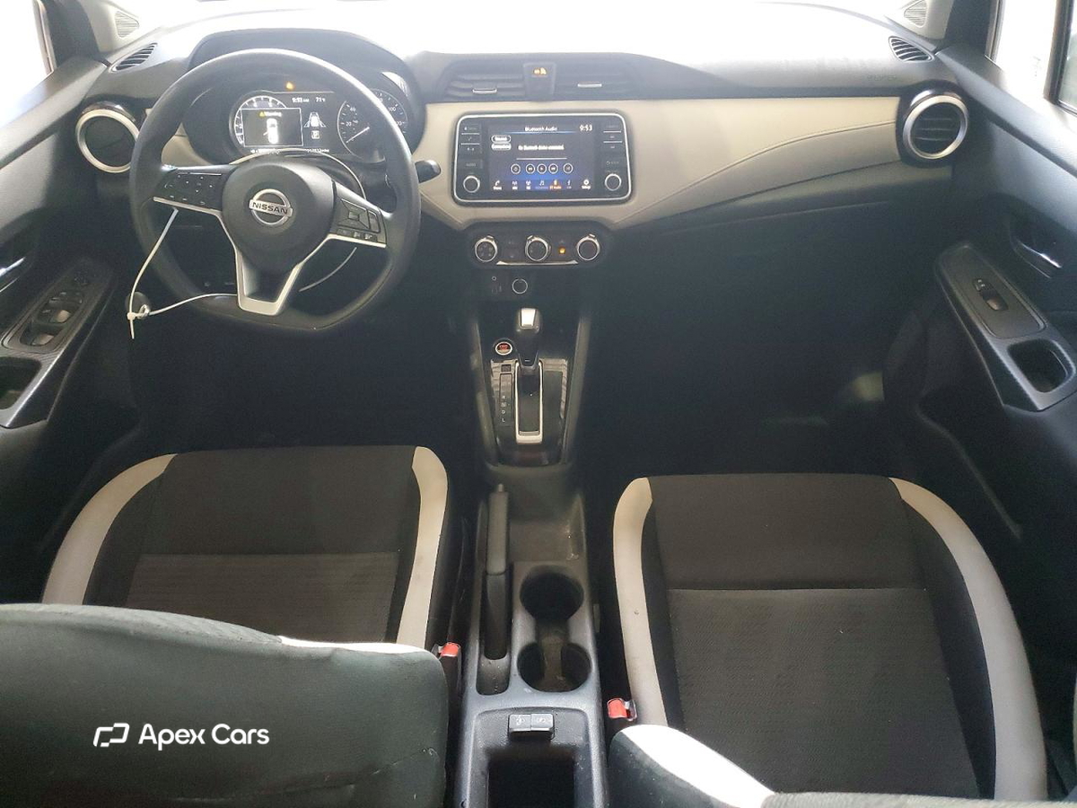 Nissan Versa 2021