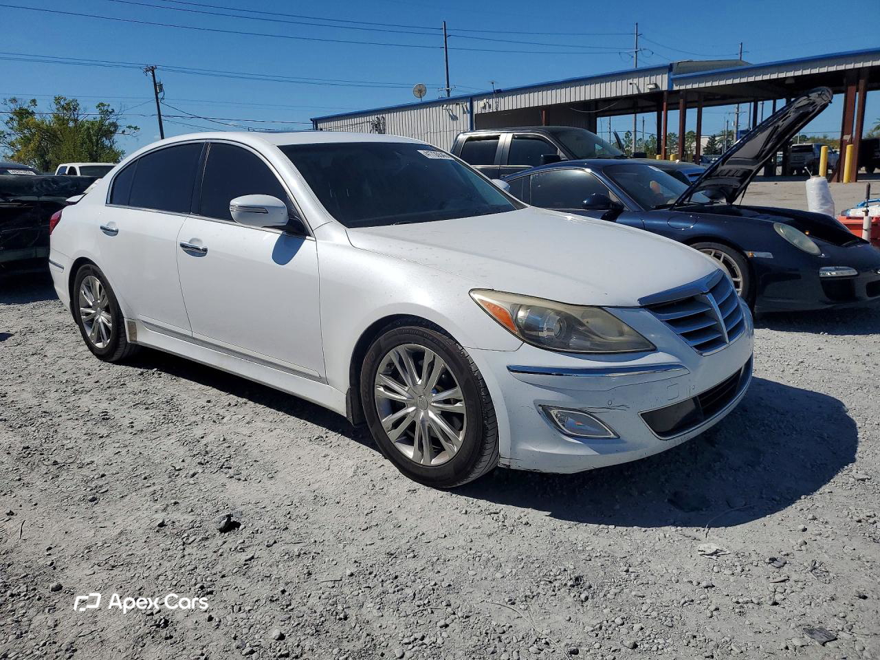 Hyundai Genesis 2013