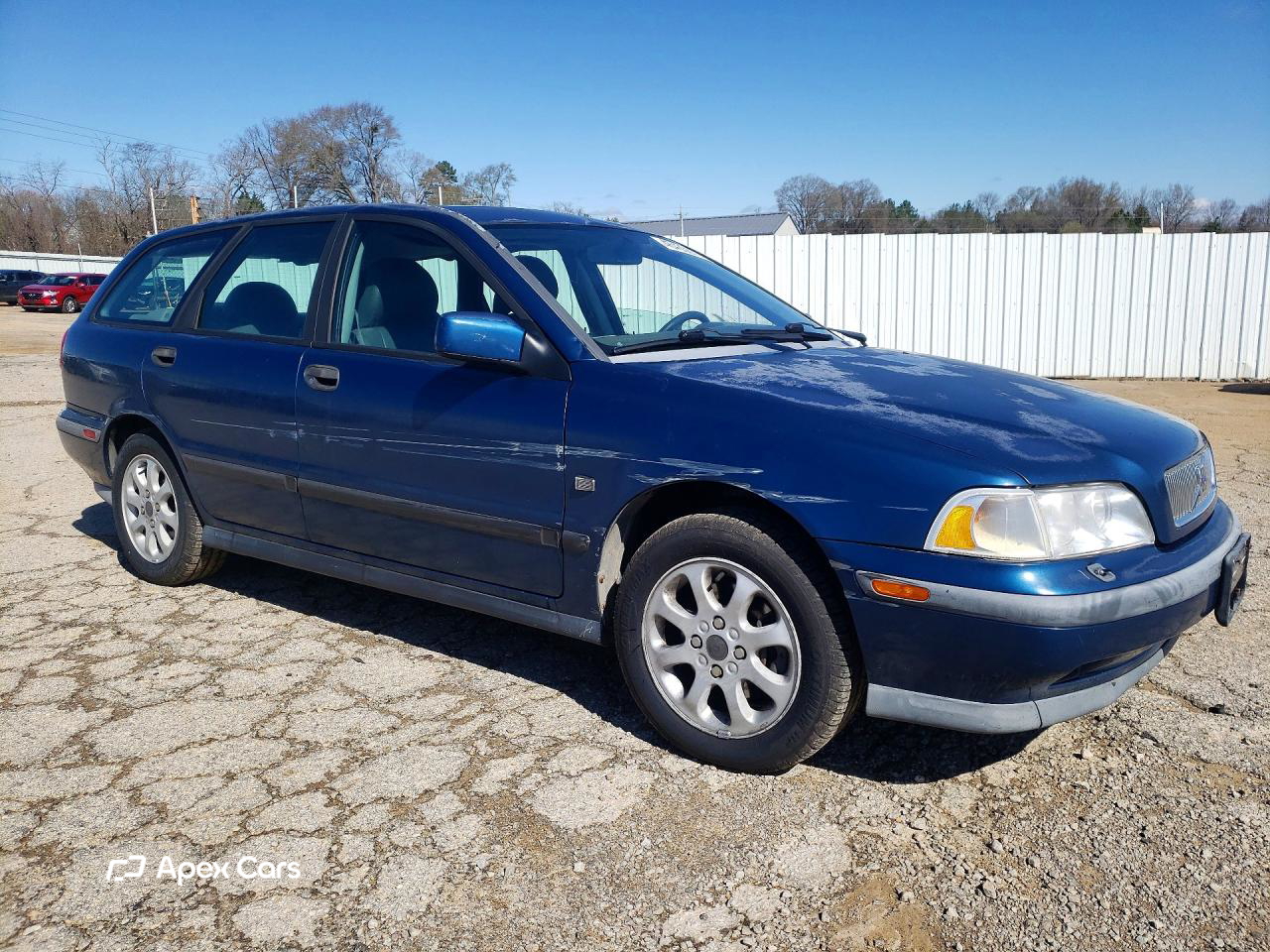 Volvo V40 2000