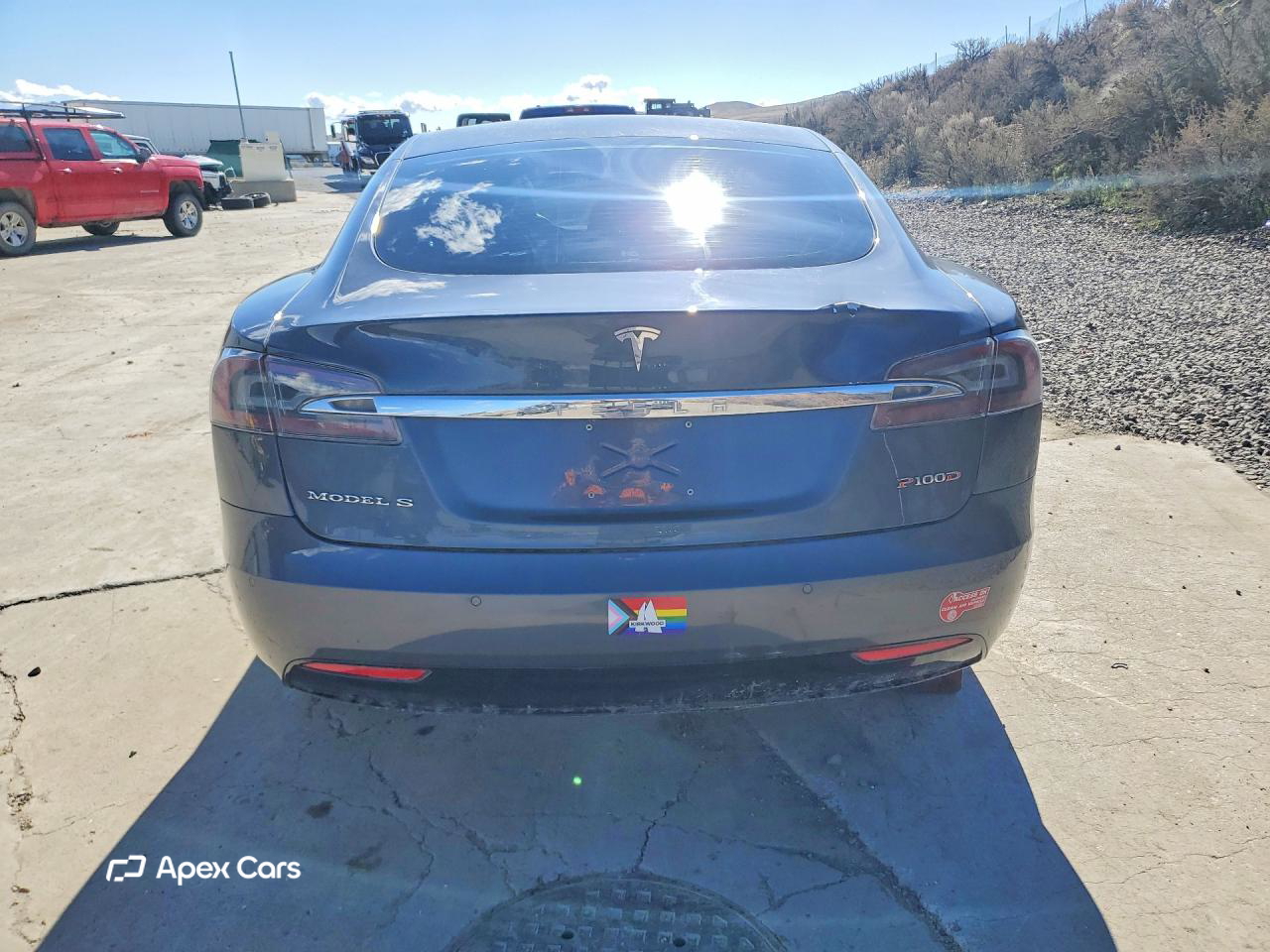 Tesla Model S 2016
