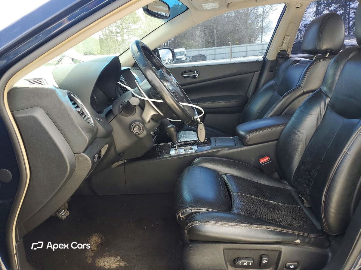 Nissan Maxima 2010
