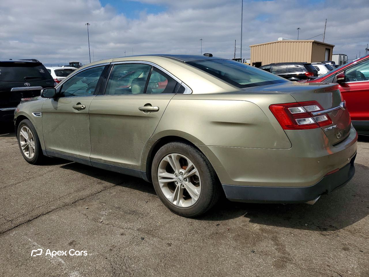Ford Taurus 2013