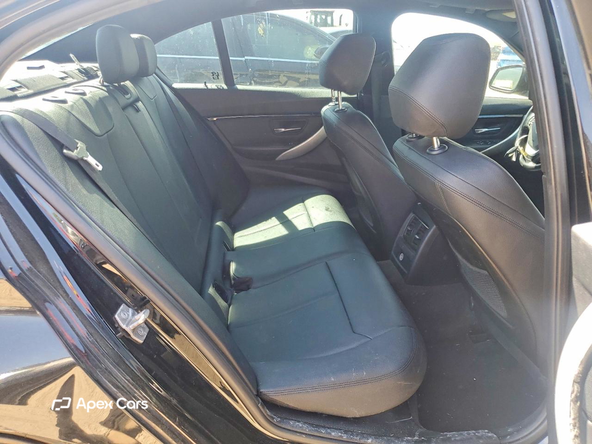 BMW Series 3 2016