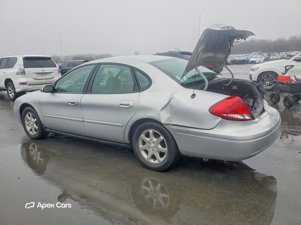 Ford Taurus 2005