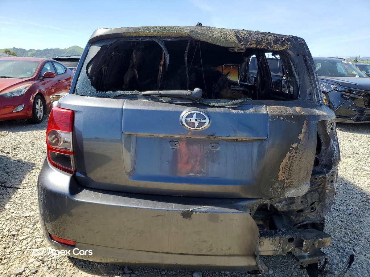 Scion xD 2010