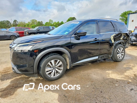 Nissan Pathfinder 2023 - Image 1 of 14