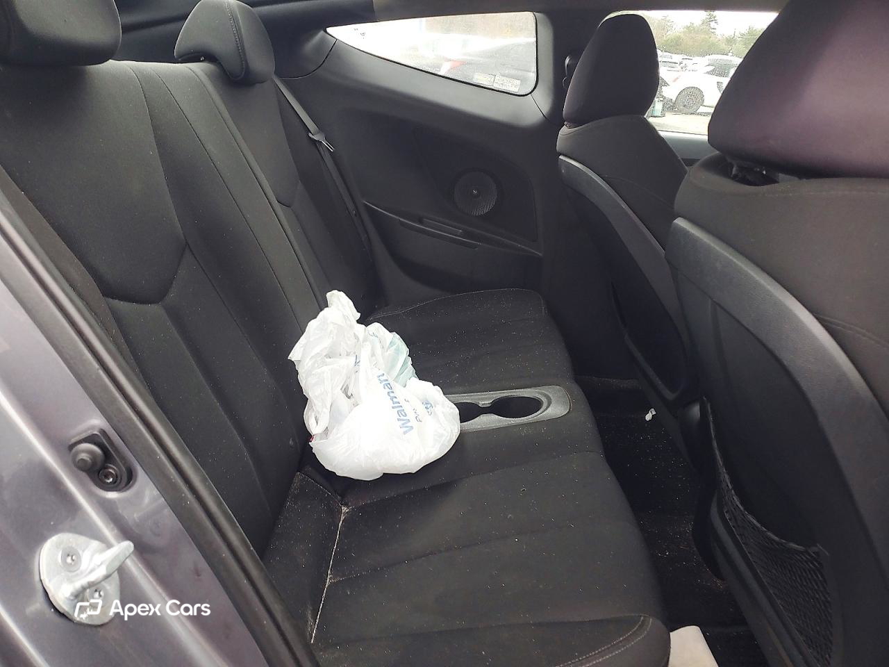 Hyundai Veloster 2013