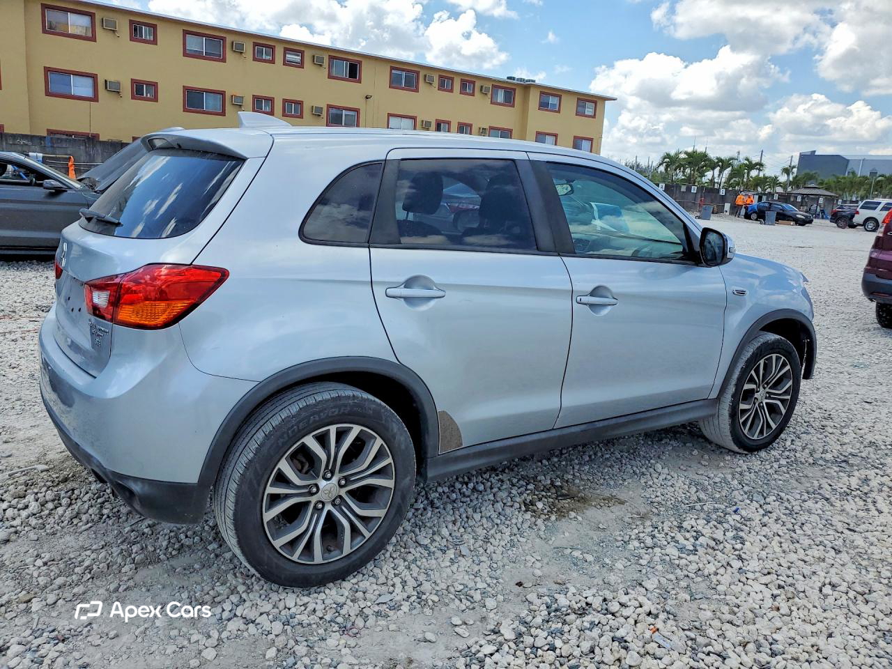 Mitsubishi Outlander 2017