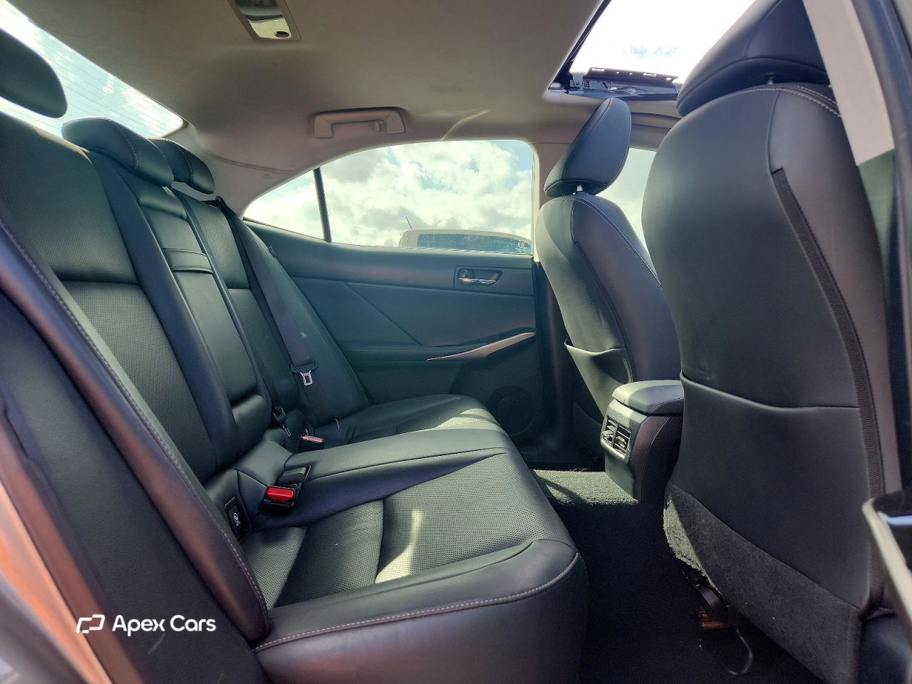 Lexus IS 2015
