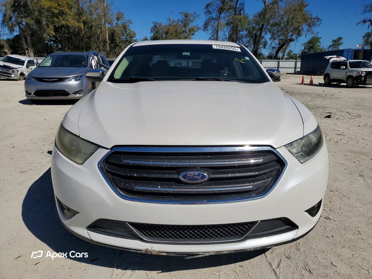Ford Taurus 2015