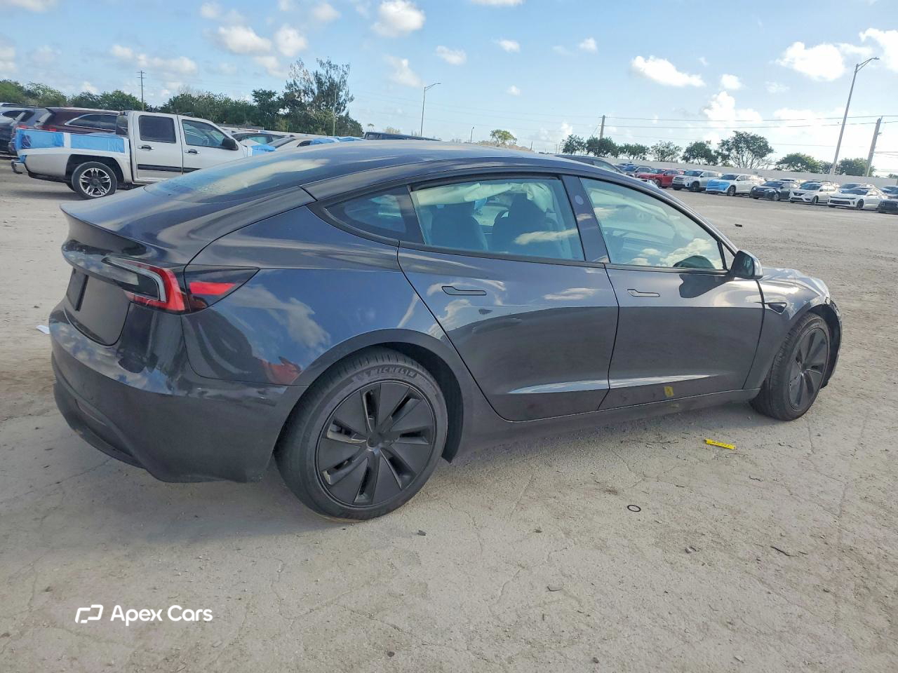 Tesla Model 3 2025