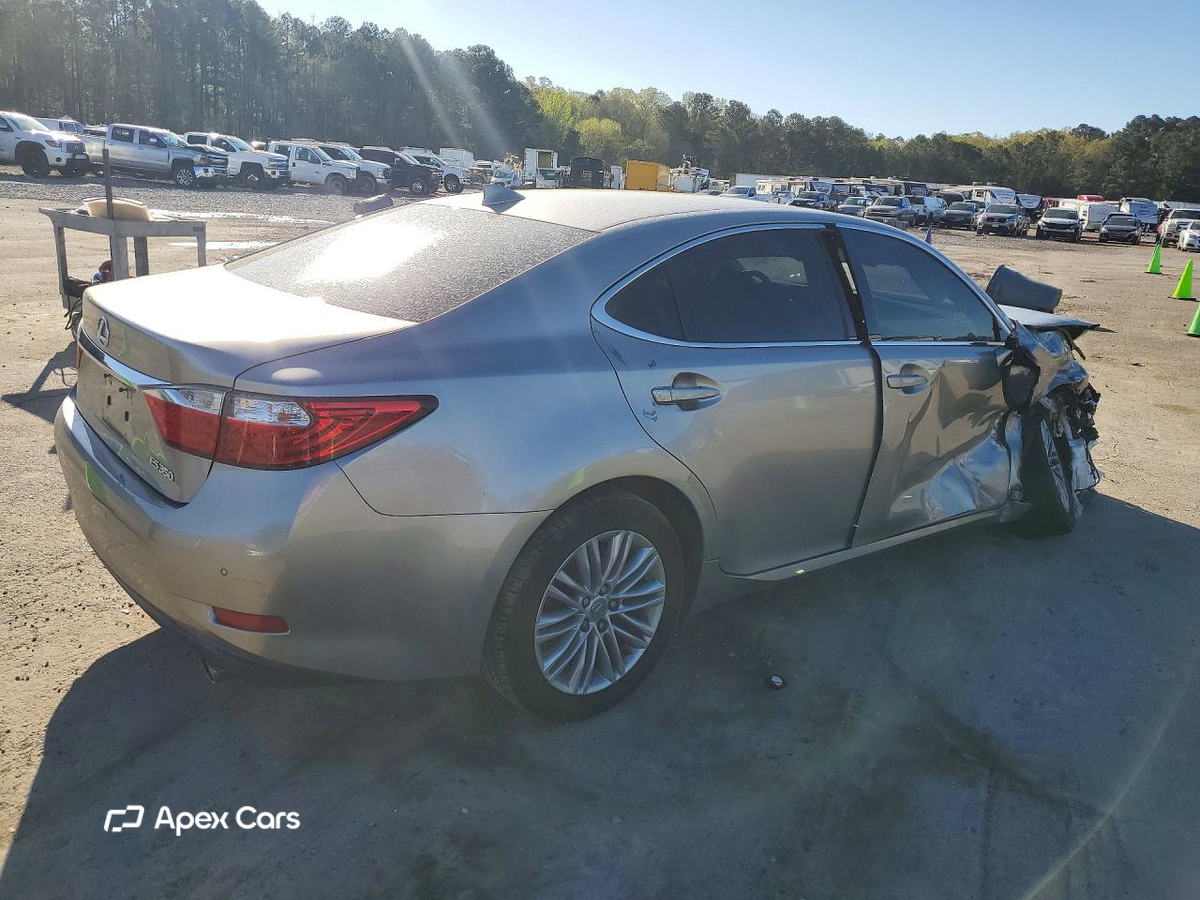 Lexus ES 2015