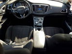 Chrysler 200 2015