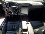 Tesla Model S 2016