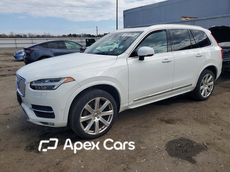 Volvo XC90 2017 - Image 1 of 13