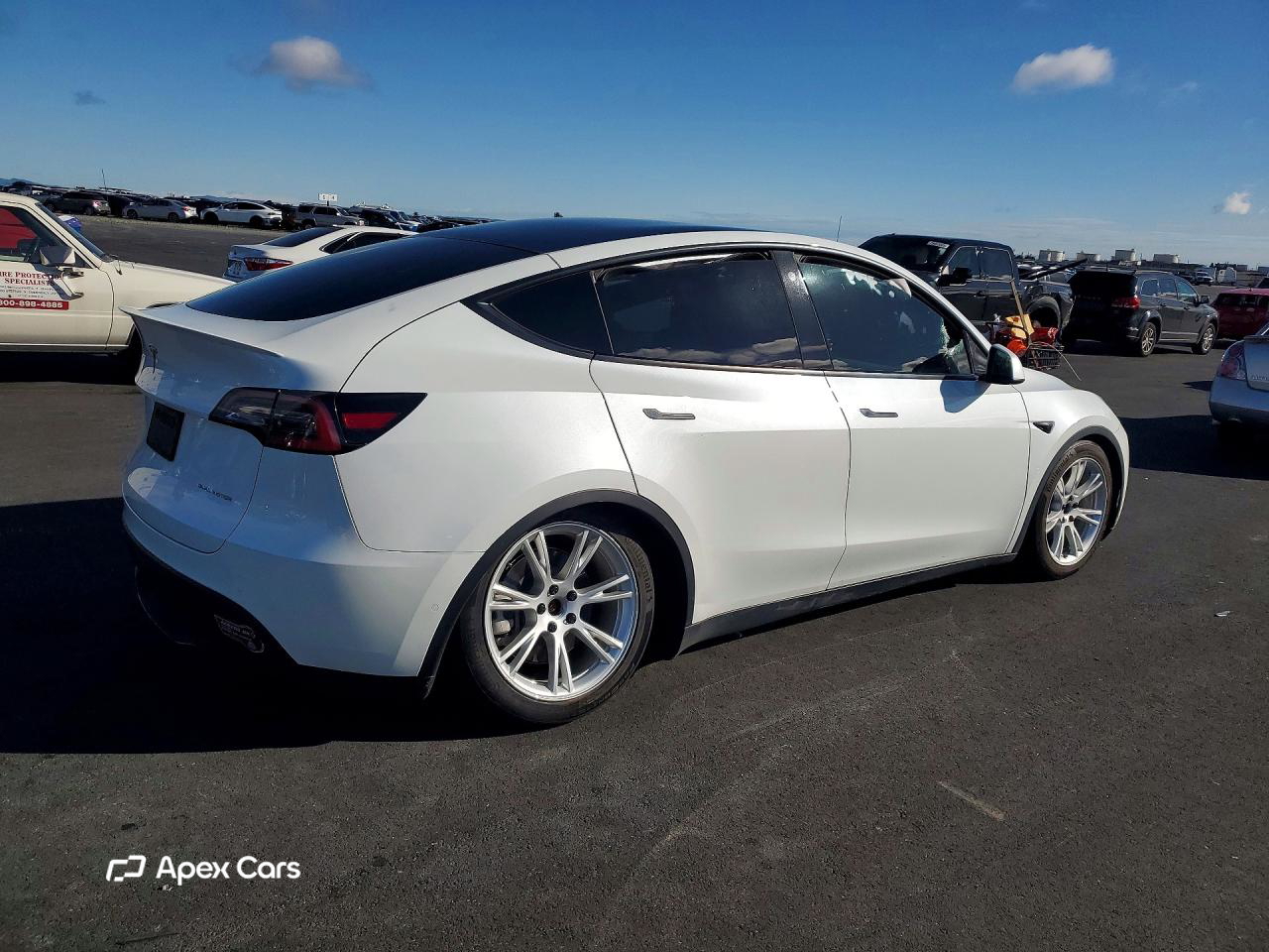 Tesla Model Y 2021