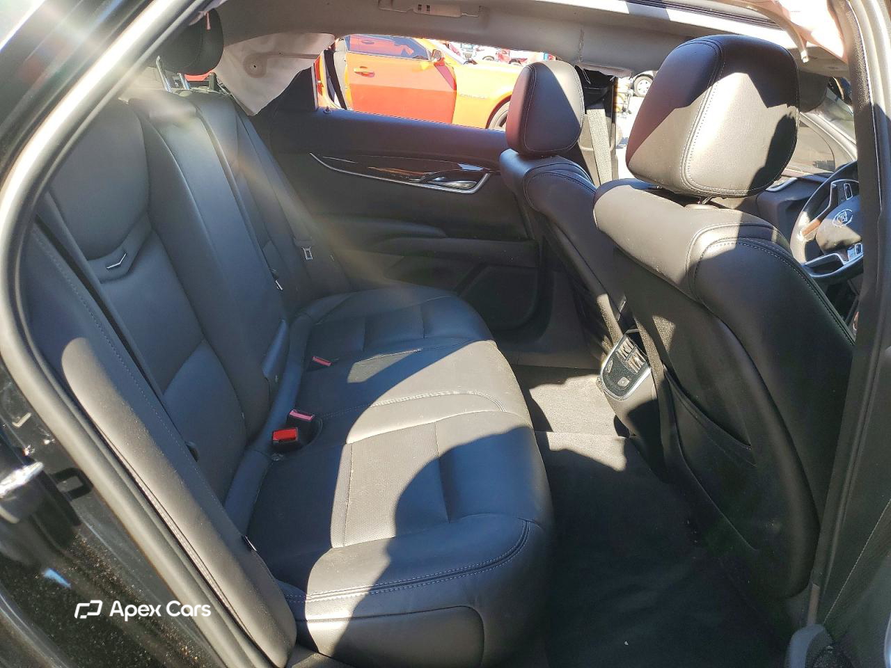 Cadillac XTS 2015