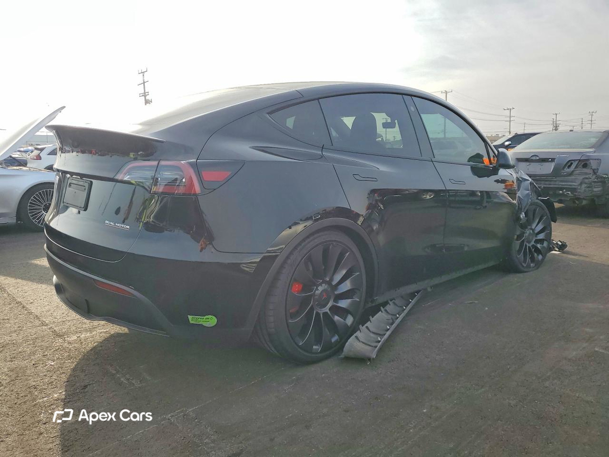 Tesla Model Y 2023
