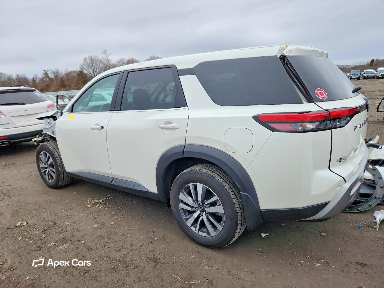 Nissan Pathfinder 2024