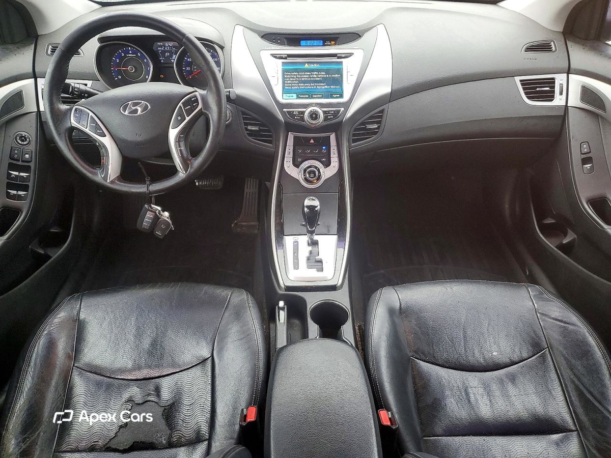Hyundai Elantra 2012