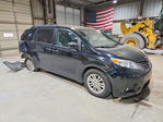 Toyota Sienna 2015
