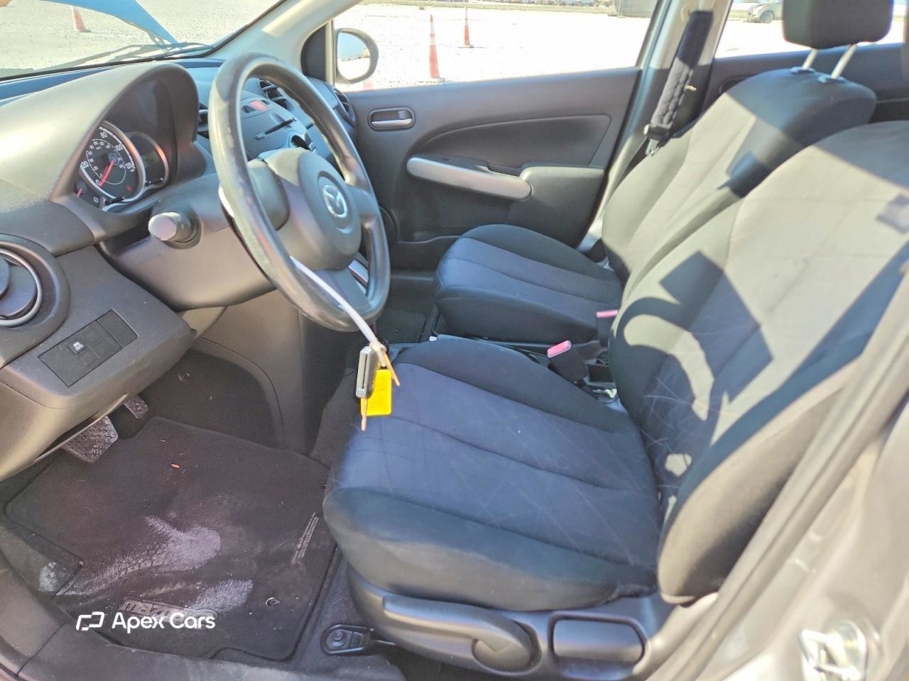 Mazda 2 2013