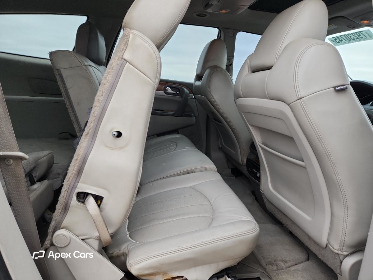 Buick Enclave 2011