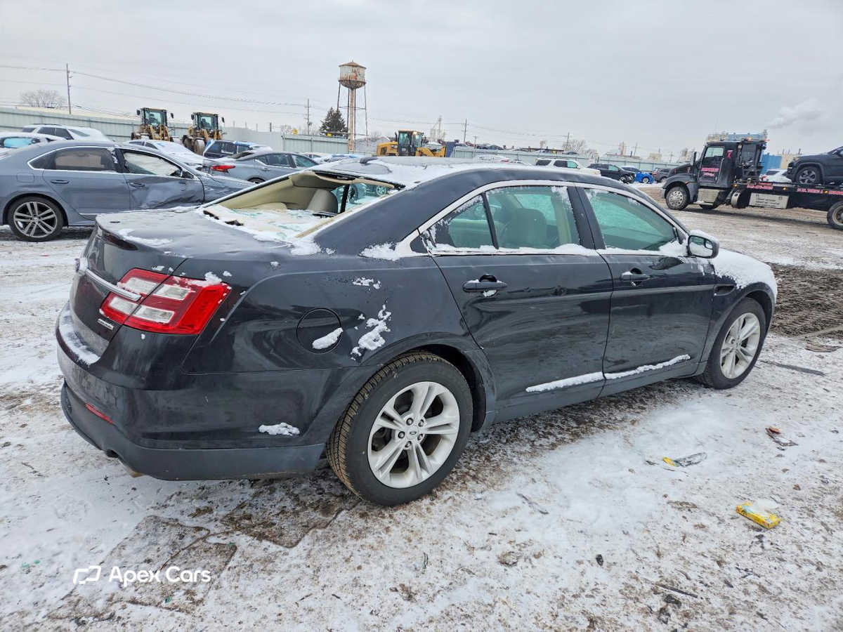 Ford Taurus 2015