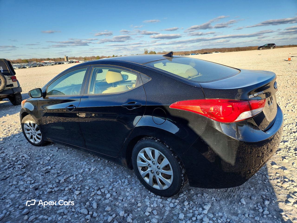 Hyundai Elantra 2012